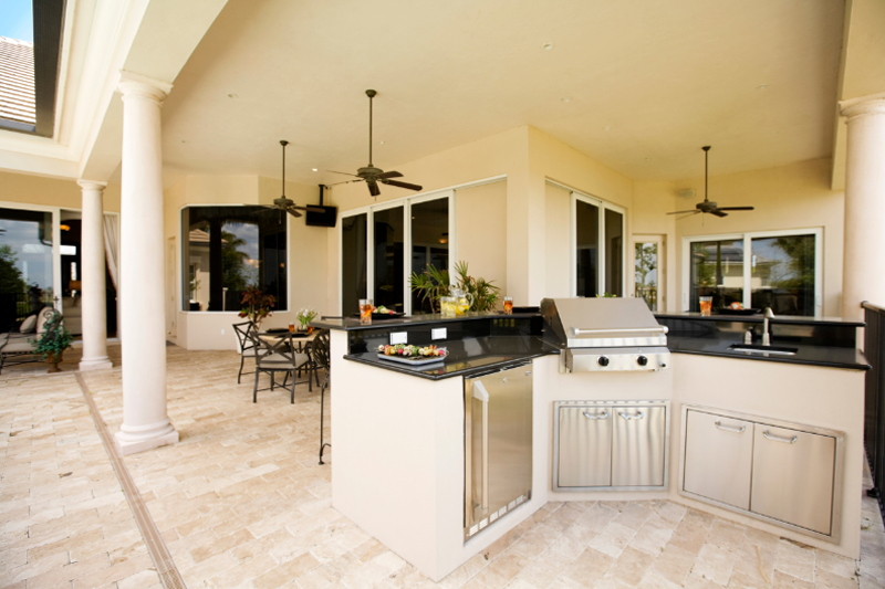 Outdoor Kitchen - The Dynamics of Taking Your Cooking Outside!